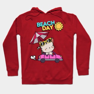 Cute Tabby Cat going to the beach in summer Hoodie